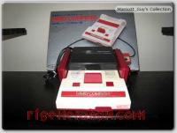 Nintendo Family Computer Round Button Controllers Box Front 200px