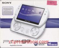 Sony PSPgo Pearl White Box Front 200px